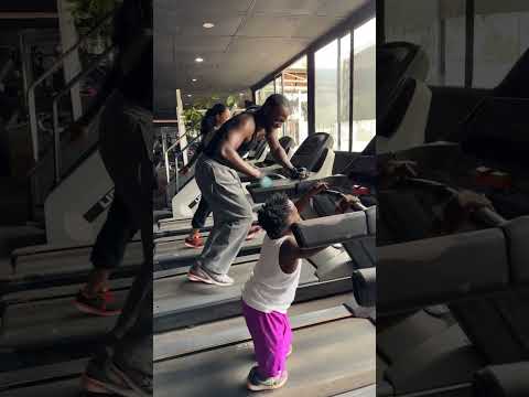 Thiey Abou tay salle de sport la lal😂🤣😅 #comedy #funny #humour