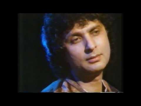 Pandit Shiv Kumar Sharma plays Raga  Yaman.