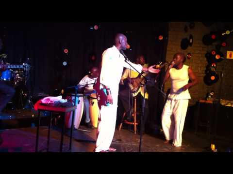 We Dance We Pray (Feat. Phoenix Kayode) - Live @ Bassline