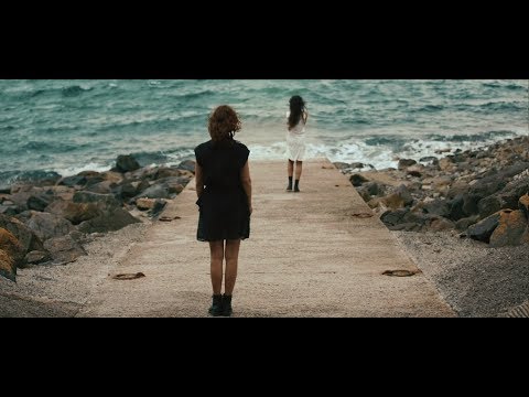 Cloé du Trèfle - Sinking in love - Clip Officiel