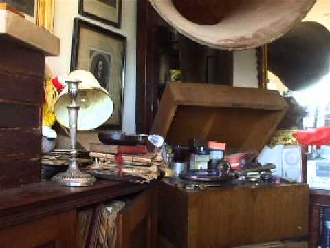 "Curtsy To the King" from "Perchance to Dream" Ivor Novello & Roma Beaumont Decca F 8532