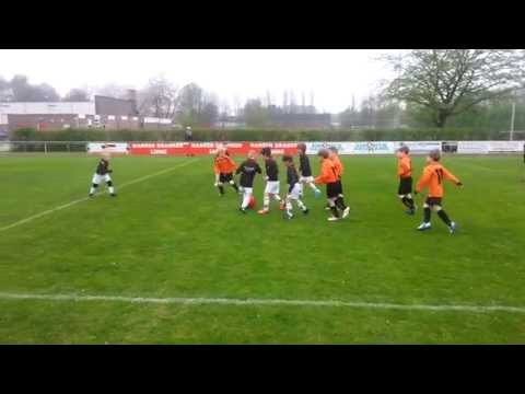 1e helft wedstrijden Schaesberg MF1  - SVN MF1 en Sylvia MF1 - Schaesberg MF2