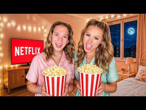 THE ULTIMATE SUMMER SLEEPOVER GLOW PARTY 🍿🧸🌙 KAYLA & KALLI #sleepover #trend #fun #party #summer
