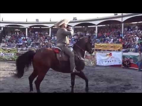 ALBERTO JIMENEZ CANCIONES EN VIVO A CABALLO