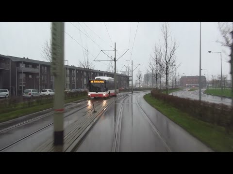 Leidschendam Leidsenhage - Ypenburg Centrum | HTM RandstadRail 19 | regen