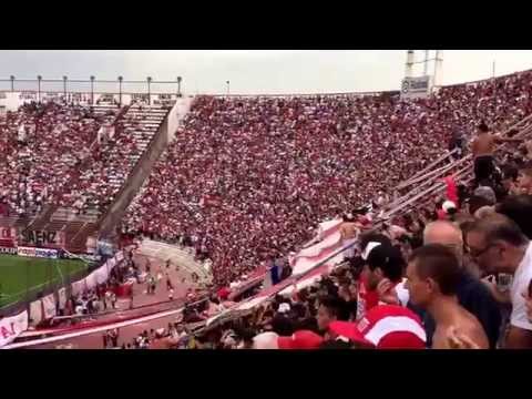 "Huracan te vinimos a ver... 1ro de Wanchope." Barra: La Banda de la Quema • Club: Huracán