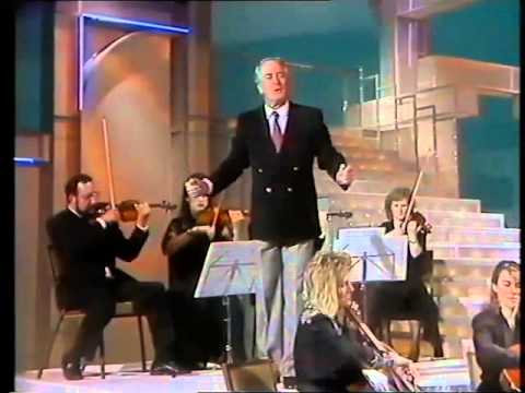 Gé Korsten - Glimlag