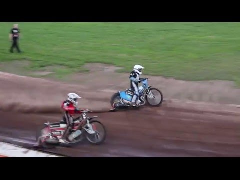 Magosi Norbert vs. Benkő Roland - Salakmotor edzés Debrecenben - 2016.04.16