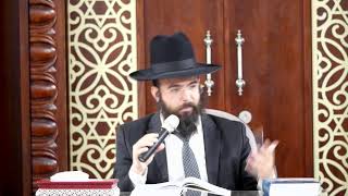 הרב נתנאל סנדרו בוחניק שליט"א - מעמד אמירת הסליחות (הרב נתנאל סנדרו בוחניק) - התמונה מוצגת ישירות מתוך אתר האינטרנט יוטיוב. זכויות היוצרים בתמונה שייכות ליוצרה. קישור קרדיט למקור התוכן נמצא בתוך דף הסרטון