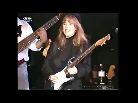 DEBBIE DAVIES The Sky is crying