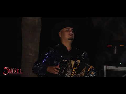 Grupo 5to Nivel - Huevos de toro (En Vivo 2018)