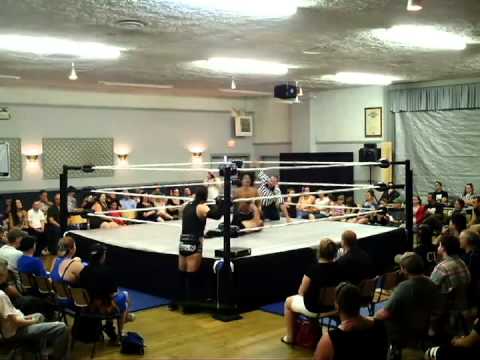 Billy Suede vs Patrick Large - VIPW
