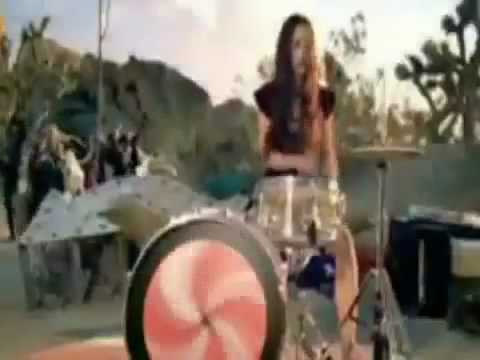 Nerd feat. Nelly Furtado - Hot N Fun (official music video)