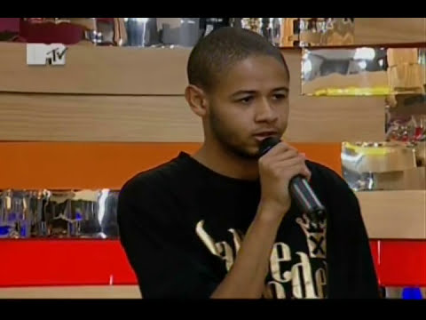Emicida - Freestyle / E.M.I.C.I.D.A. (adoooro) - Acesso MTV