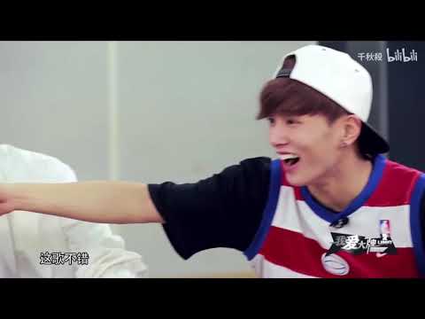 Wang Yibo Uniq dancen pratice