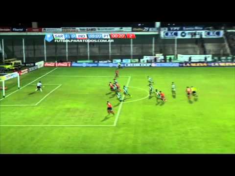 Una jugada de buena elaboración. Sarmiento-Independiente.Torneo Primera B Nacional.FPT
