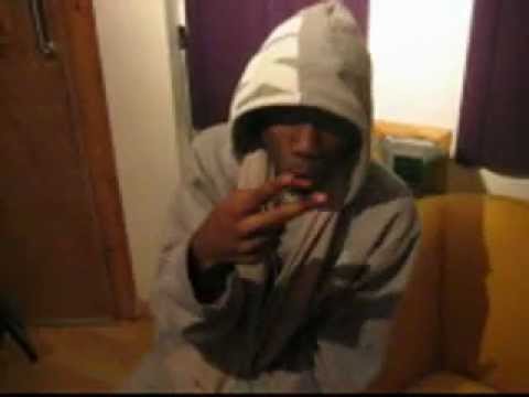 Tinchy Stryder and Fuda Guy freestyling in the studio
