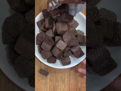 Cocoa wafer cubes😋 #loacker #chocolate #darkchocolate #asmr #satisfying #asmr #shorts