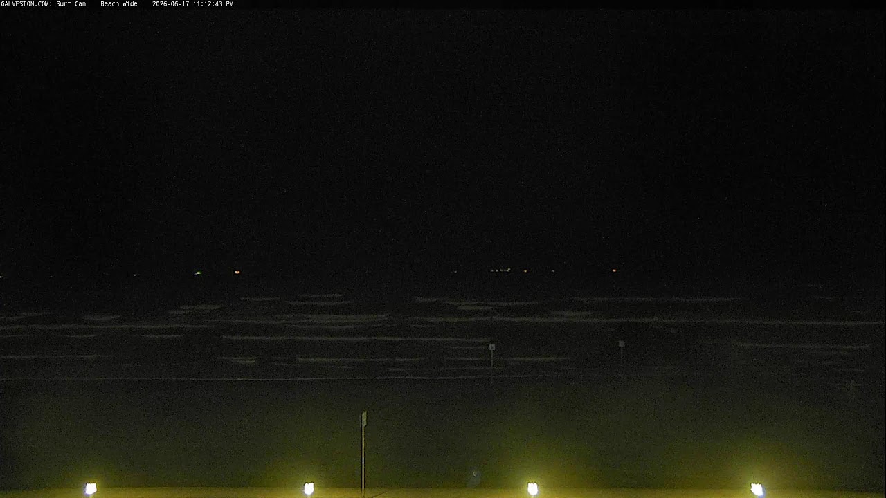 Live webcam view of Galveston Seawall Surf Cam