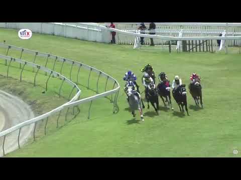 Champ de Mars: First race, THE BAOBAB CEMENT CUP Credit: MTCJC