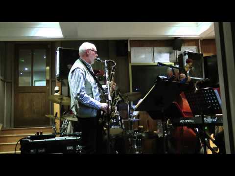 Pete Cornish Jazz FX - I'm an Old Cowhand - HD