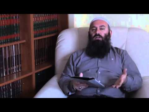 A lejohet të varesh ajetet e Kuranit në murret e shtëpisë - Hoxhë Bekir Halimi