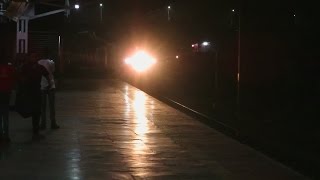 NEW SENSATION : INAUGURAL RUN of SGNR - TPJ HUMSAFAR EXPRESS with AMUL WAP5 : INDIAN RAILWAYS