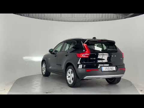Volvo XC40 T3 MOMENTUM 5DR - Image 2