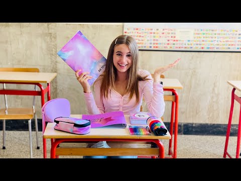 BACK TO SCHOOL - PRIMO GIORNO DI SCUOLA !!! - by Charlotte M