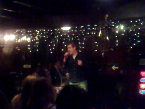 Zanger-danny toppers medley@ Cafe de Volendamer