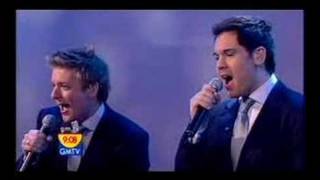 G4 singing 'Beautiful' on GMTV 22/11/05