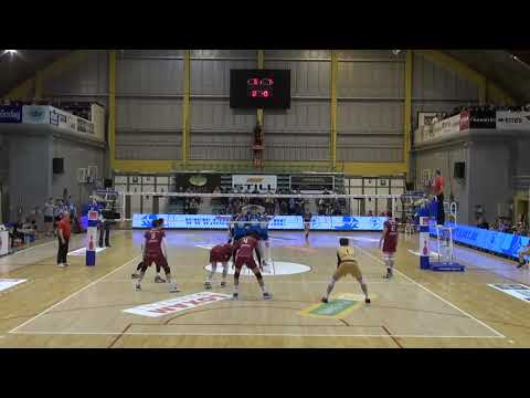 Sonny Chaney #7 Red. Top Volley Antwerp - Knack Roeselare