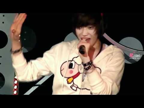 [FANCAM] 111220 Teen Top Live & Talk in Japan Niel Focus