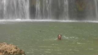 preview picture of video 'Waterfall, El Limon, Dom Rep'
