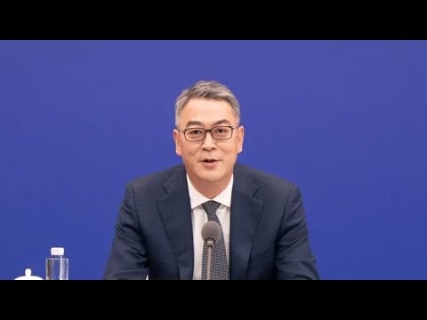 重庆市人民政府党组成员、副市长徐建担任重庆市委常委、两江新区区委书记。