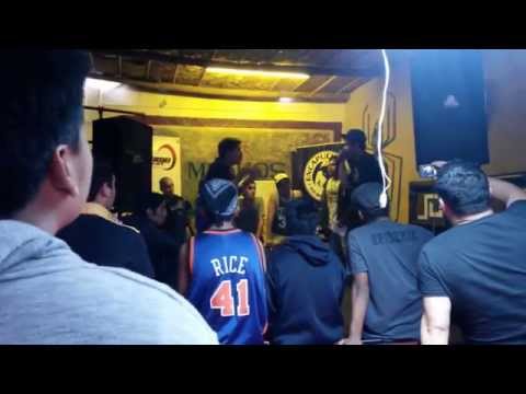 Foxt(trujillo) Vs. Alexis13 (trujillo) Sin Fronterap 1/2