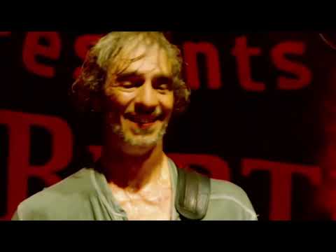 LOUIS BERTIGNAC feat PIYU - DENDY MIKES - DISSOLVE Live in Concert !!