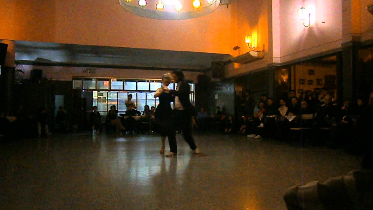 Pedro Farias y Eva Lehrmann en El Motivo Tango, Noche de desafíos, 30/7/12