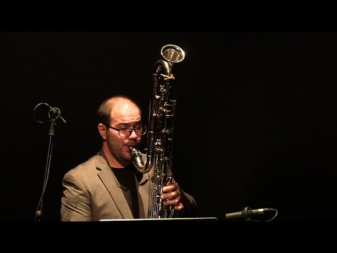 Avoir l'Air for Contrabass Clarinet and Live Electronics - Miguel Azguime