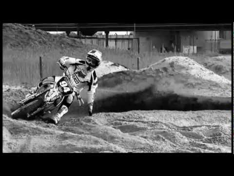 Motocross - THE NEW SCHOOL (Official Video)
