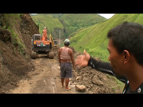 , title : 'Philippines: When The Mountain Rumbles | Deadliest Journeys