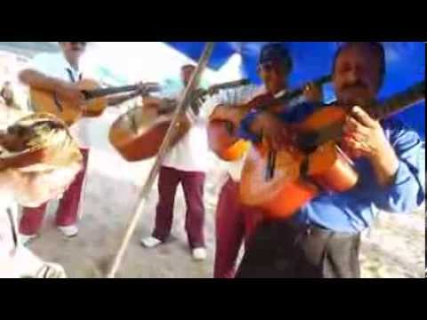 Goyo de Acapulco Desperado (Pistolero) y Trio los Porteños