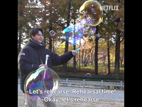 #SongKang loves playing with bubbles. Adorable.  #MyDemon #Netflix