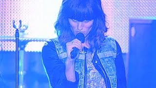 2012: Dragonette &#39;Hello&#39;