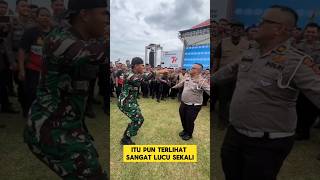Download lagu Funny moment when police officers and TNI soldiers dance ‼️‼️ #laugh #funny #police #tni #dance mp3