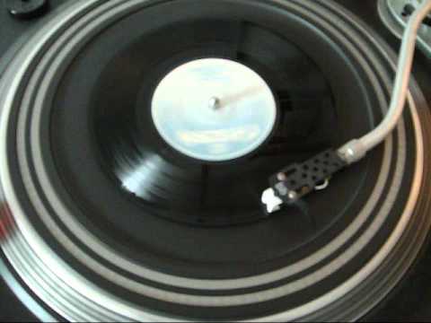 Chuck Berry My Ding A Ling   No 1   28th of October 1972 UK