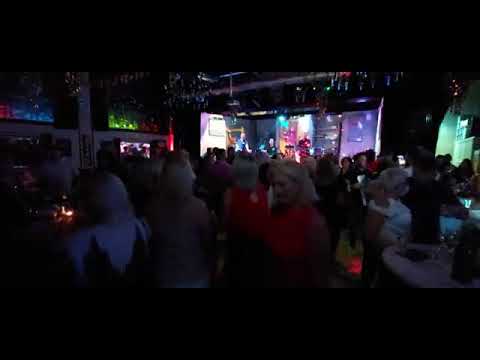 Ban Grupa  & Duba Biondić      Hercegovka iz Mostara Zum Freistoß München