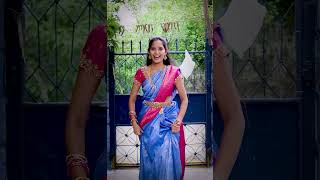 Download lagu Chuttu muttu hyderabaduu..🥳💃#shortvideo #charminar #trendingsong #hyderabad #bonalu #folk #music mp3 Download lagu Chuttu muttu hyderabaduu..🥳💃#shortvideo #charminar #trendingsong #hyderabad #bonalu #folk #music mp3