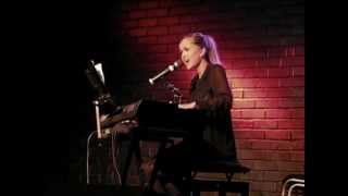 Amanda Mair - Sense - Live - 8 mars 2012 Södertälje