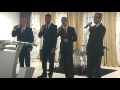 Um Amor tão Singular por Quarteto Reviver